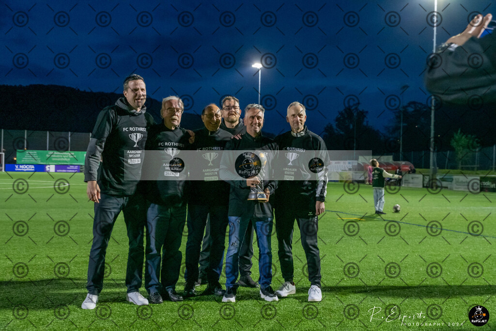 20240611_FC-Rothrist 1-Final_248 | Sport und Naturfotografie von Roberto Esposito zeigt echte Momente Bewegung und die Schönheit der Natur. Ausdrucksstarke Bilder schaffen Emotionen.