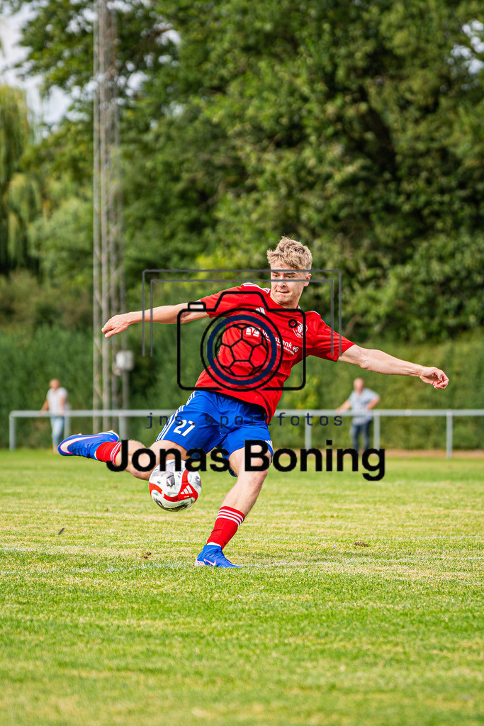 Fußball I Herren I Saison 2026-2027 I Landesliga Weser-Ems I 3. Spieltag I TV Dinklage - TuS Pewsum I 41012 | jns.sportfotos - Realisiert mit Pictrs.com