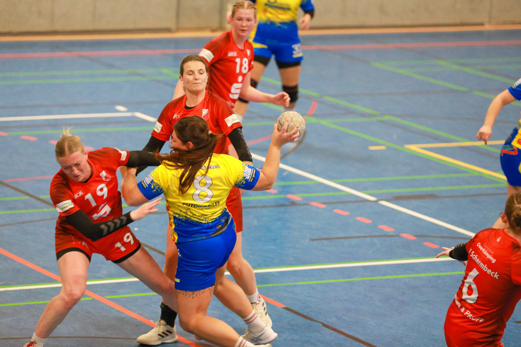 SvSchermbeck_SVN_061225_049 | Bildergalerie von Sport-Ereignissen aber auch von weiteren spannenden Dingen - nicht nur vom Niederrhein. In Anlehnung an den bekannten Spruch von Hanns Dieter Hüsch heißt das Motto: "Niederrhein ist überall".  - Realisiert mit Pictrs.com