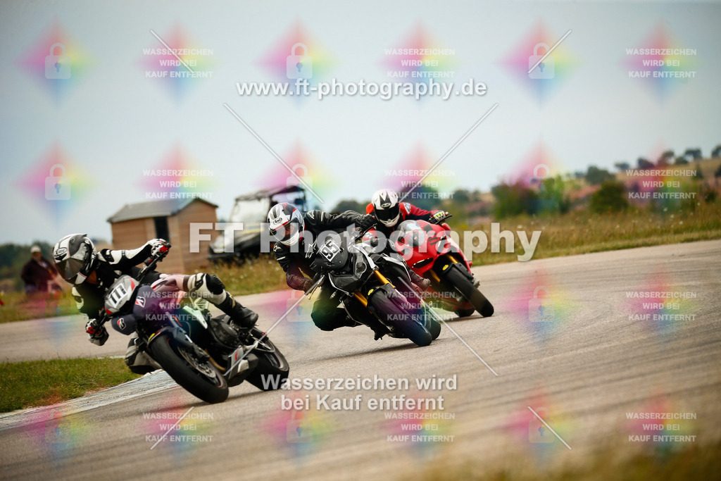 _MOT7128 | Hier findet Ihr Bilder von Touristenfahrten auf der Nürburgring Nordschleife oder von anderen Veranstaltungen die ich besucht habe. Viel Spass beim Durch Schauen 