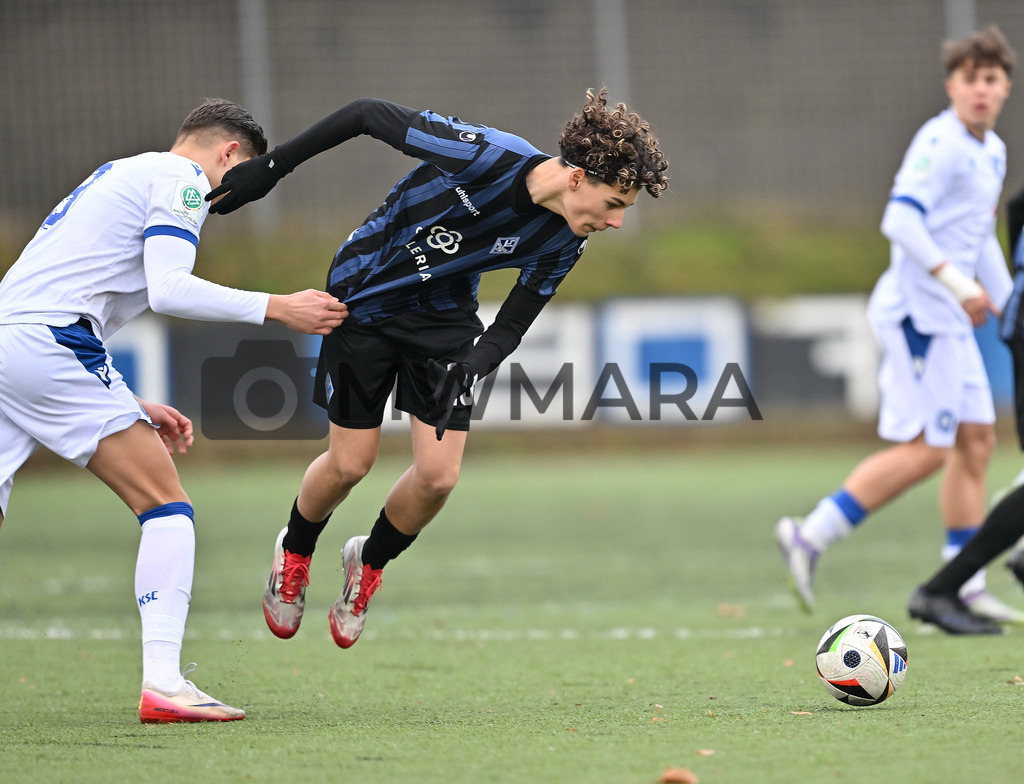 Fussball I Herren I Saison 2025-2026 I Bundesliga I 6. Spieltag I Eintracht Frankfurt - FC Bayern München  | MWMARA - Realisiert mit Pictrs.com