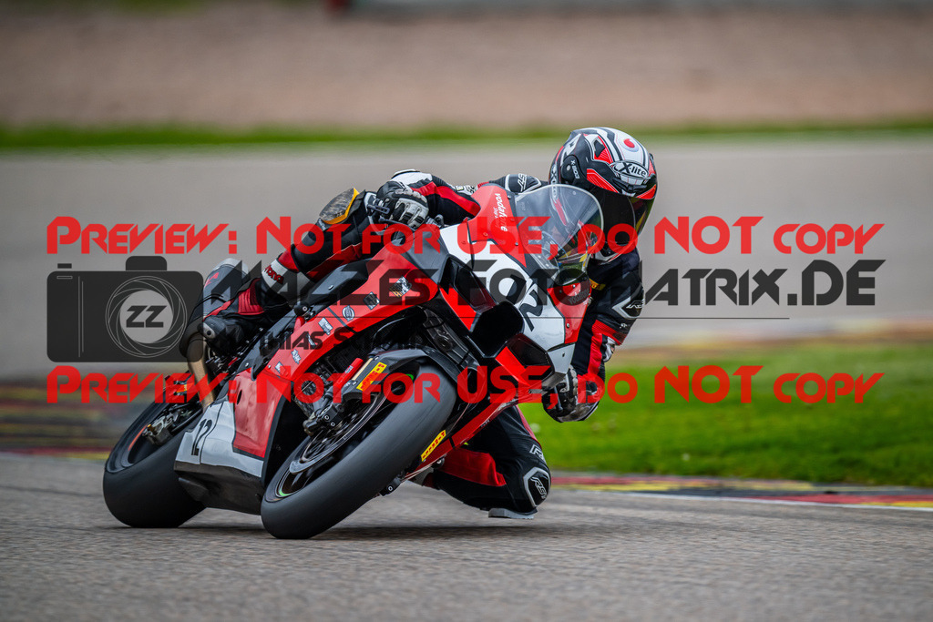 MaZZes_FotoMatrix_240503_6007705_0724 | STK1000