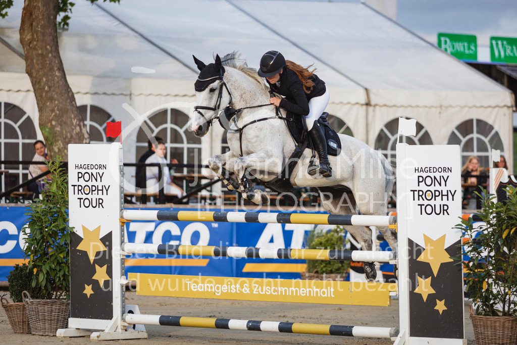 250710_BHO_M-Spr-2-512 | Deine schönsten Turniermomente als professionelle Fotos! Entdecke hochwertige Pferdesport-Fotografie im Online-Shop. Jetzt Fotos finden & bestellen!