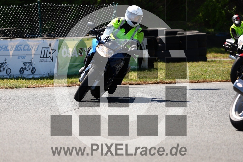 0047-20250512_00538 | Schöne Erinnerungen an spannende Momente - das festzuhalten ist unser Job. PIXELrace.de ist seit 2003 auf den Rennstrecken Europas unterwegs um die Action draußen beim Fahren und die wunderbare Stimmung imm Fahrerlager für euch einzufangen.