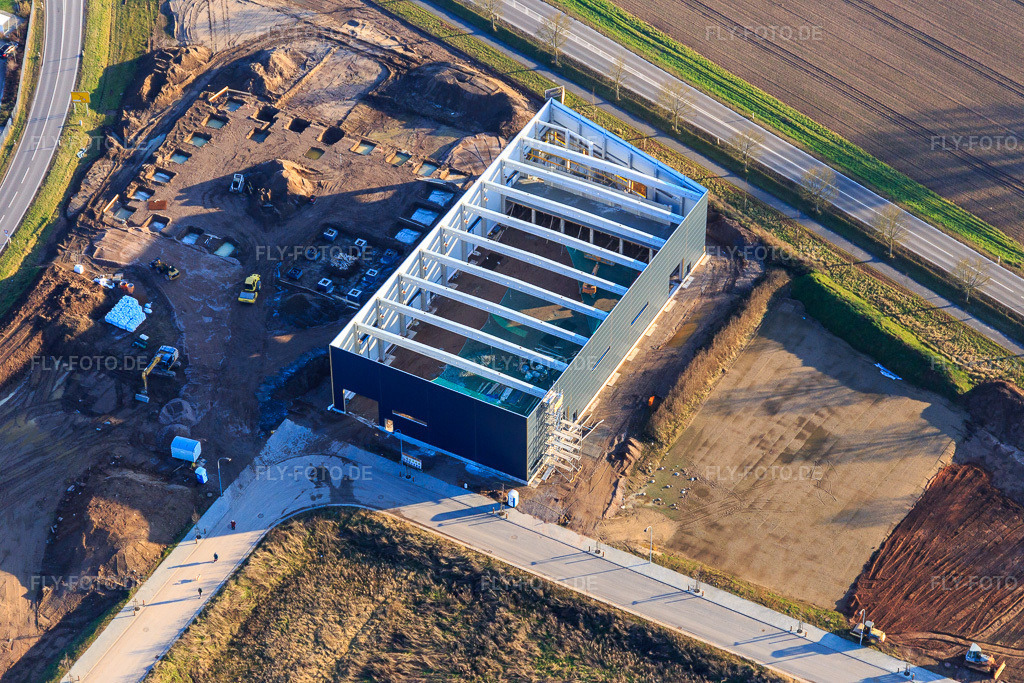 Luftbild: Neubau im Interpark in Offenbach an der Queich im Bundesland Rheinland-Pfalz in Deutschland. Foto: IMG_145331.jpg vom 02.02.2025 durch Werner Riehm/FLY-FOTO.de