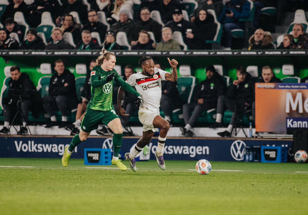 IMG_2915 | Der offizielle Shop für FC St. Pauli Fotos. Wähle aus Spielszenen & Fanmomenten dein FCSP Wunschformat. Wir liefern Millerntor-Atmosphäre.