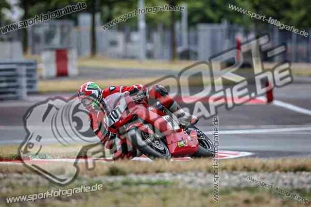 pubi0917 | Professionelle Fotos von Sportveranstaltungen, aber auch Hochzeiten und anderen Events. - Realisiert mit Pictrs.com