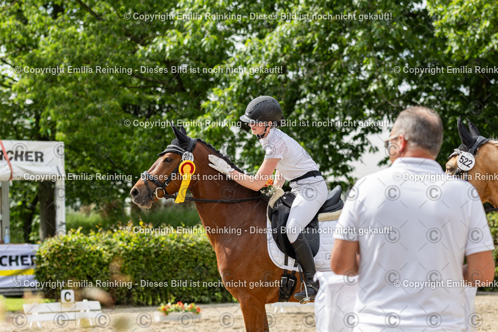 CL5A1568 | Emilia Reinking Fotografie - Realisiert mit Pictrs.com