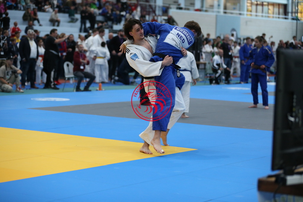 AT3Y1115 | Fotos vom Adler Cup - Pictures from Adler Cup

Hier findet Ihr alle Eindrücke und großen Momente der Adler Cup Wochenenden. Here you will find all impressions and great moments of the Adler Cup weekends. - Realisiert mit Pictrs.com