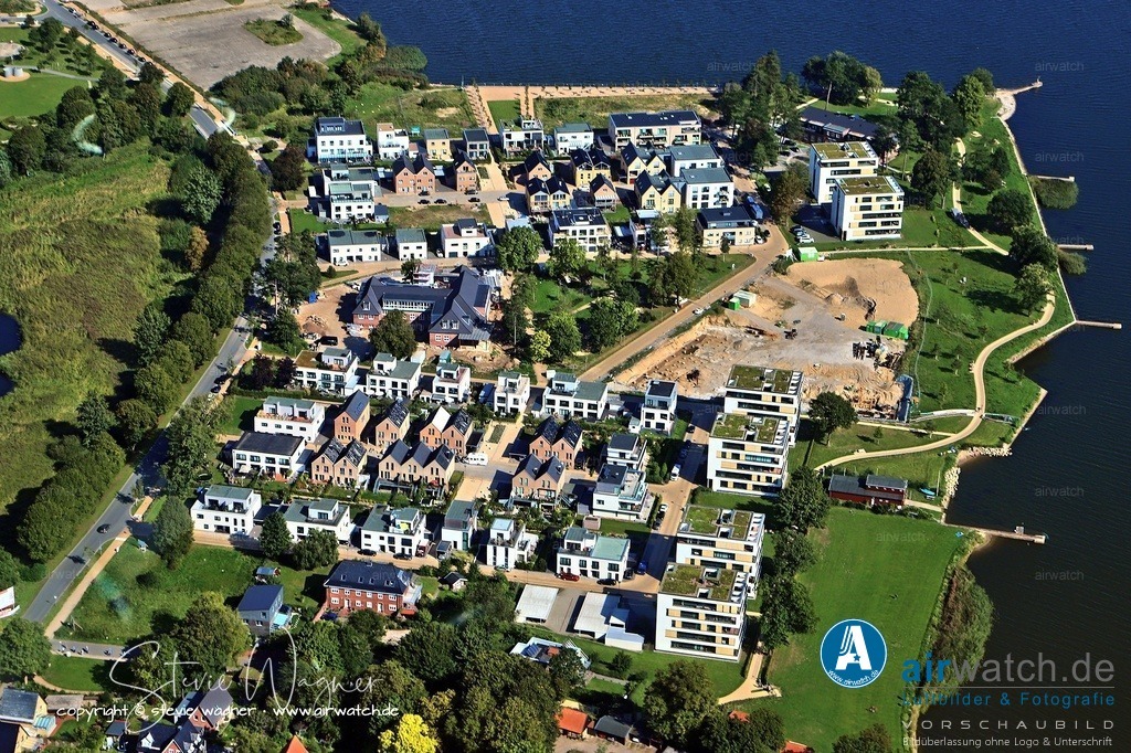 Luftbild Schleswig wohnen "Auf der Freiheit" | Neben Wohnraum sind auch Gewerbe, Gastronomie, ein Kulturhaus, ein Ärztezentrum, ein Parkhaus als Mobility-Hub und ein Kulturhaus mit Spielstätte des schleswig-holsteinischen Landestheaters geplant.