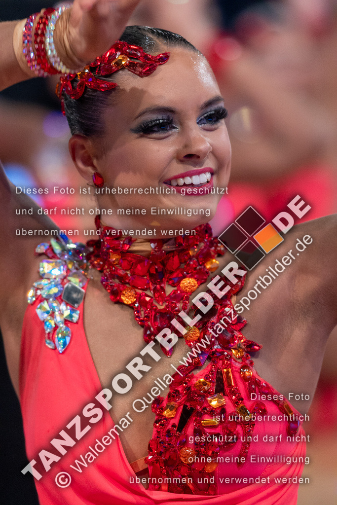20231111-03787 | Hier finden Sie Tanz Bilder vom Latein und Standard Formationen tanzen. Sportbilder vom Tanzsport. Schöne Fotos und von Weltmeisterschaft, Europameisterschaft, Bundesliga, Regionalliga, Oberliga und Landesliga sowie von GOC Stuttgart, DanceComp, WM Bremen