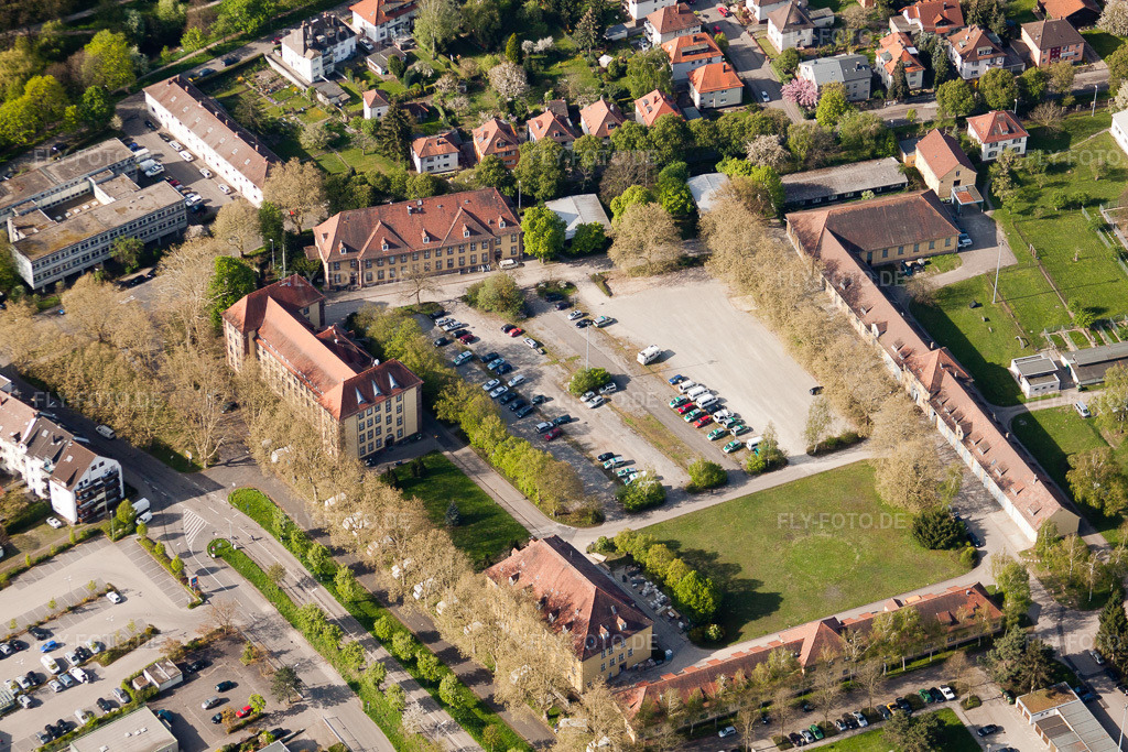 Luftbild: Durlach, Funkterstr im Ortsteil Durlach in Karlsruhe im Bundesland Baden-Württemberg in Deutschland. Foto: IMG_26043.jpg vom 23.04.2010 durch Werner Riehm/FLY-FOTO.de