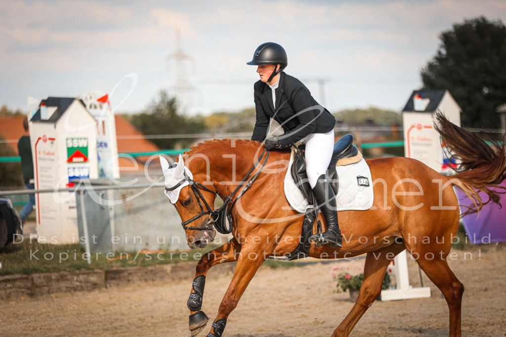 01.FrSpE00298 | Leoni Ertmer Photography - Realisiert mit Pictrs.com