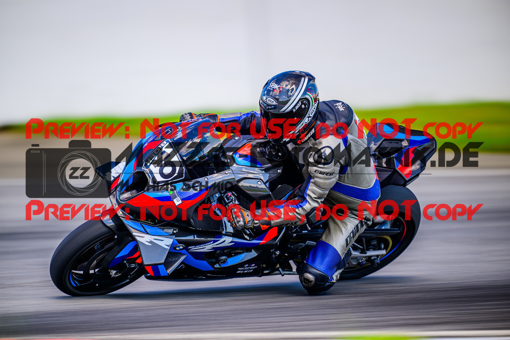 MaZZes_FotoMatrix_240520_6021986_1097 | WEISS