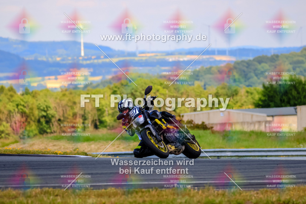 _TCM5305 | Hier findet Ihr Bilder von Touristenfahrten auf der Nürburgring Nordschleife oder von anderen Veranstaltungen die ich besucht habe. Viel Spass beim Durch Schauen 