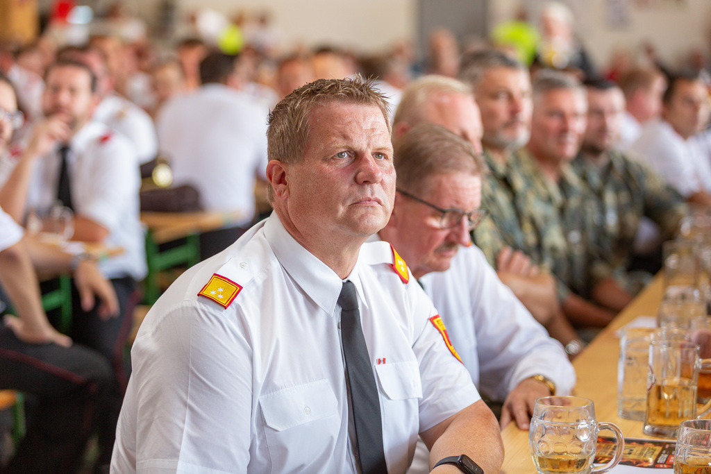 Festakt_029 | Fotodoku des Festaktes im FF-Haus Loosdorf anlässlich der Auszeichnung der Helfer und Hilfsorganisationen  der Hochwasserkatastrophe September 2024