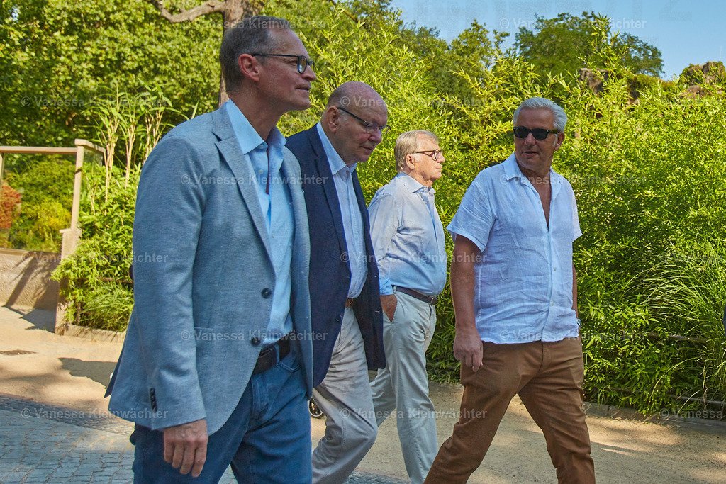 270801_180Jahre_ZooBerlin_00012 | Vanessa Kleinwächter - Realisiert mit Pictrs.com