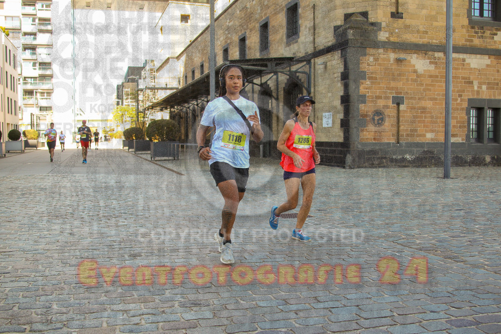 240921_1326_EV4_8223 | Sportfotografie im Rhein-Sieg Kreis, Köln, Bonn, NRW, Rheinland Pfalz, Hessen, etc. Unser Tätigkeitsfeld umfasst den Laufsport vom Volkslauf über den Marathon, Duathlon, Triathon bis zum Ultralauf wie Kölnpfad Ultra oder Schindertrail.