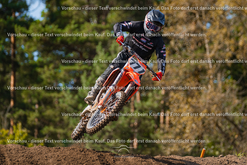 09_21_LM_Schenkenhorst-9452 | Sportfotografin aus Berlin-Brandenburg mit Fokus auf Motocross. Ich halte deine sportliche Leistung und echte Emotionen auf und neben der Strecke professionell fest. Entdecke die Fotos von deinem Rennen und bestelle sie direkt hier im Shop.