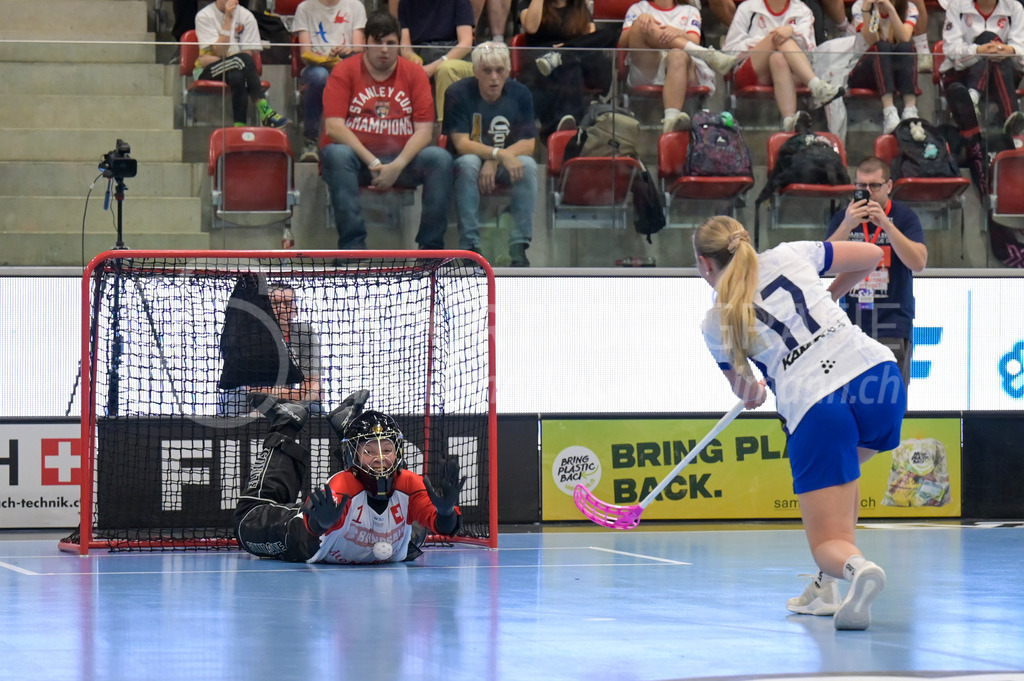 Women's 3v3 WFC 2025 - Championship Final - Finland v Switzerland | Chiara Ochsenbein, (#1, Switzerland) blocks the ball from Taru Nordman, (#17, Finland), during Women's 3v3 WFC 2025 - Championship Final, Switzerland: 03.05.2025, Winterthur, AXA ArenaEvent page: <a href="https://www.u19wfc2025.ch/">www.u19wfc2025.ch</a>Credit: Markus Aeschimann, <a href="https://markus-aeschimann.ch">markus-aeschimann.ch</a>Instagram: <a href="https://instagram.com/sportfotografie.aeschimann">@sportfotografie.aeschimann</a> - Realisiert mit Pictrs.com