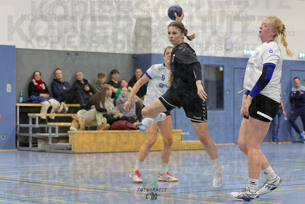 Frauen 2. Bezirksklasse, SG Rechtenbach - HSG Kleenheim/Langgöns III | Frauen 2. Bezirksklasse, SG Rechtenbach - HSG Kleenheim/Langgöns III am 16.11.2024 in Rechtenbach (Sporthalle Rechtenbach)Photo © 2024 - Jörg Heinrich - Realisiert mit Pictrs.com