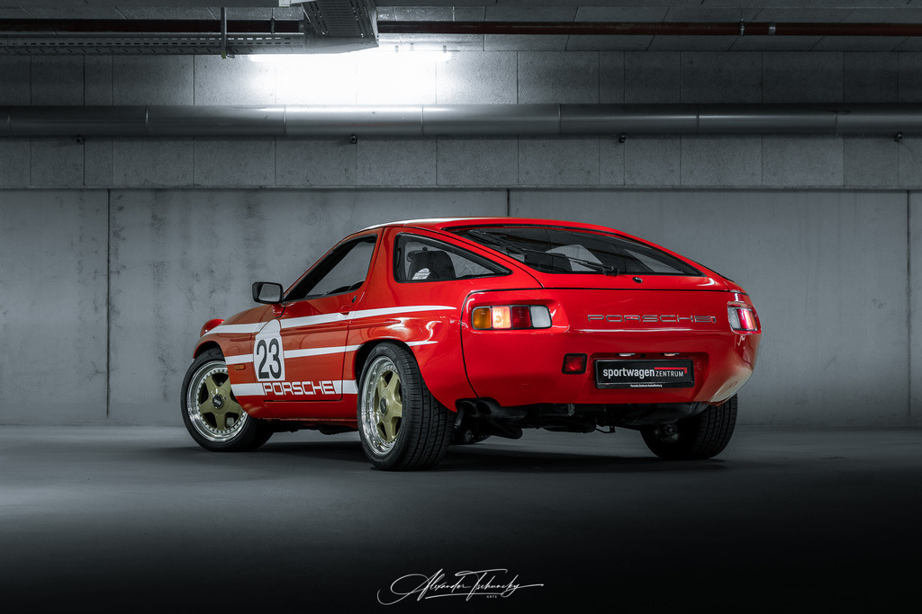 R6AT0635 _Alexander Tschuncky | Entdecken Sie die faszinierende Welt von Alexander Tschuncky Arts: Kreative Fotografie, atemberaubende Automobilkunst und hochwertiger Bilderdruck. Lassen Sie sich inspirieren! - Realisiert mit Pictrs.com