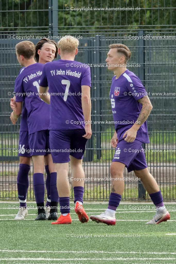 Fußball : Kreisliga A : SUS 09 Dinslaken 2 - TV Jahn Hiesfeld am 27.09.2026 in Dinslaken | Fußball : Kreisliga A : SUS 09 Dinslaken 2 - TV Jahn Hiesfeld am 27.09.2026 in Dinslaken - Realisiert mit Pictrs.com