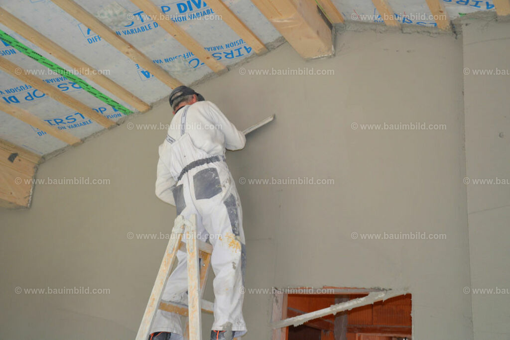 bib-lg18-putzarbeiten-0053 | Nach LV-Leistungsgruppen sortierte Detailfotos über den Bau eines Hauses. Alle Hausbau-Bilder direkt vom Urheber und Autor der Website Haus-Selber-Bauen.com