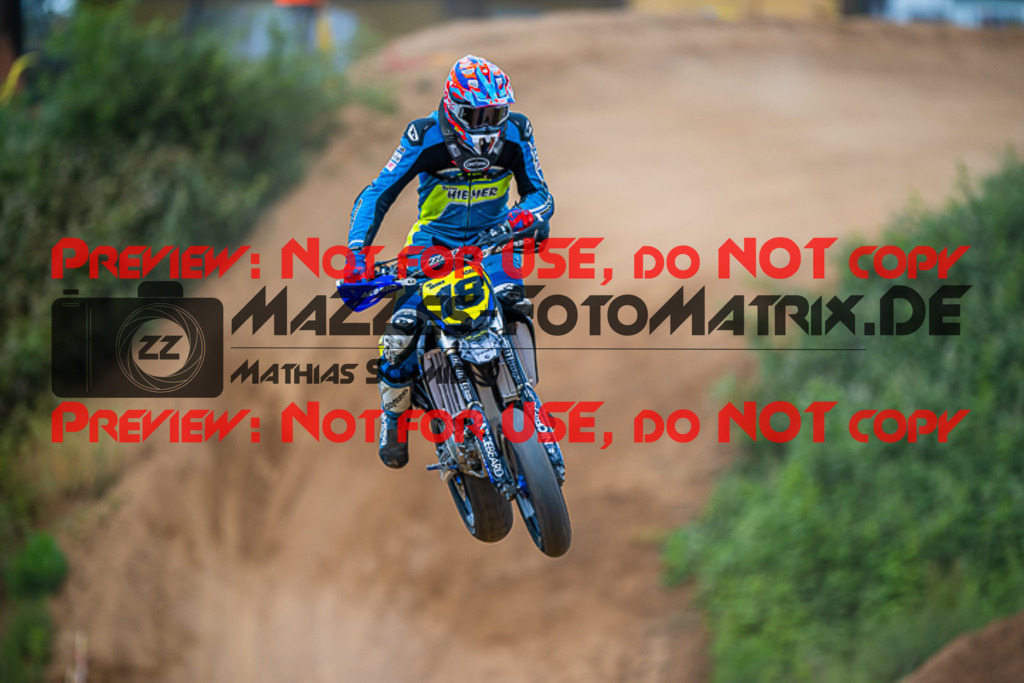 MaZZes_FotoMatrix_220528_7887 | Fotograf Mathias Schmid
Sportfotograf,
Eventfotograf,
Hochzeitsfotograf,
Portraitfotograf