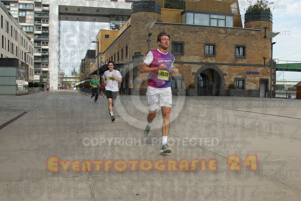 250920_1320_EV4_5256 | Sportfotografie im Rhein-Sieg Kreis, Köln, Bonn, NRW, Rheinland Pfalz, Hessen, etc. Unser Tätigkeitsfeld umfasst den Laufsport vom Volkslauf über den Marathon, Duathlon, Triathon bis zum Ultralauf wie Kölnpfad Ultra oder Schindertrail.