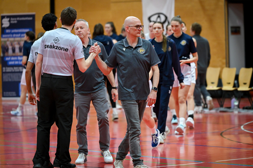 gml_117 | Fotos von Basketballspielen aus dem Raum NRW fotografiert von Gero Mueller-Laschet und Daniel Schaefer - Realisiert mit Pictrs.com