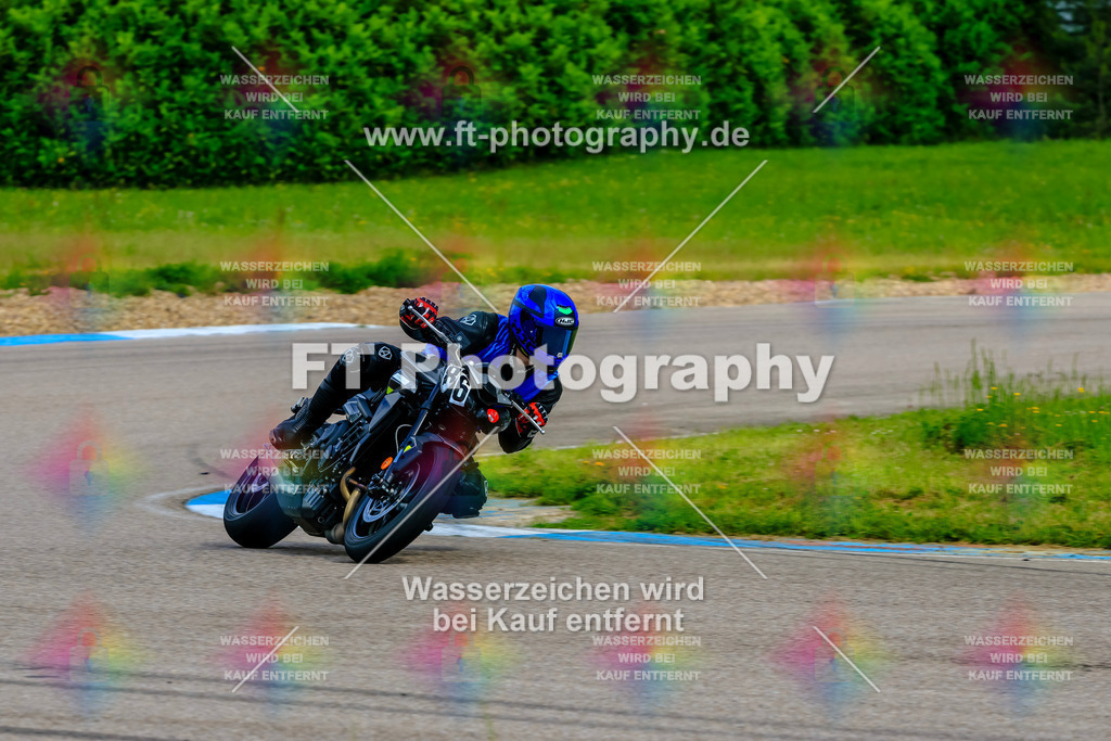MotoTeam-9023 | Hier findet Ihr Bilder von Touristenfahrten auf der Nürburgring Nordschleife oder von anderen Veranstaltungen die ich besucht habe. Viel Spass beim Durch Schauen 