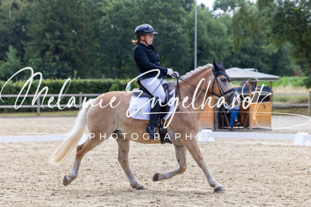 7I8A4138 | melanie-engelhardt-photography - Realisiert mit Pictrs.com