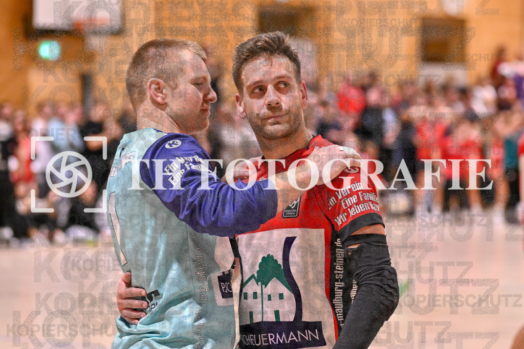 GER, SG Maulburg/Steinen - HSG Dreiland, Handball, Landesliga Suedbaden, 4. Spieltag, Saison 2024/2025, 12.10.2024 | Rubens Freuschle (SG Maulburg/Steinen, #01), Jakob Tiedtke (SG Maulburg/Steinen, #08)GER, SG Maulburg/Steinen - HSG Dreiland, Handball, Landesliga Suedbaden, 4. Spieltag, Saison 2024/2025, 12.10.2024Foto: TH Fotografie/Thomas Hess