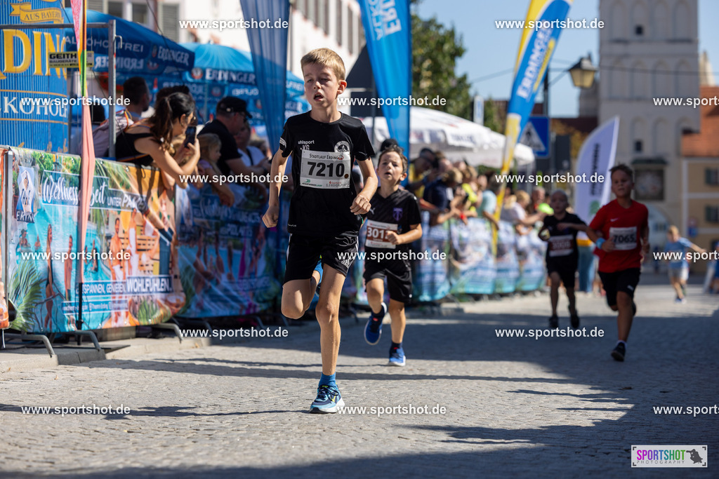 VJ__3211 | Stadtlauf Erding 2025 #stadtlauferding #erdingstadtlauf #stadtlauf_erding #laufmotivation #trisporterding #yourpictrs #sportshot_your_pictrs