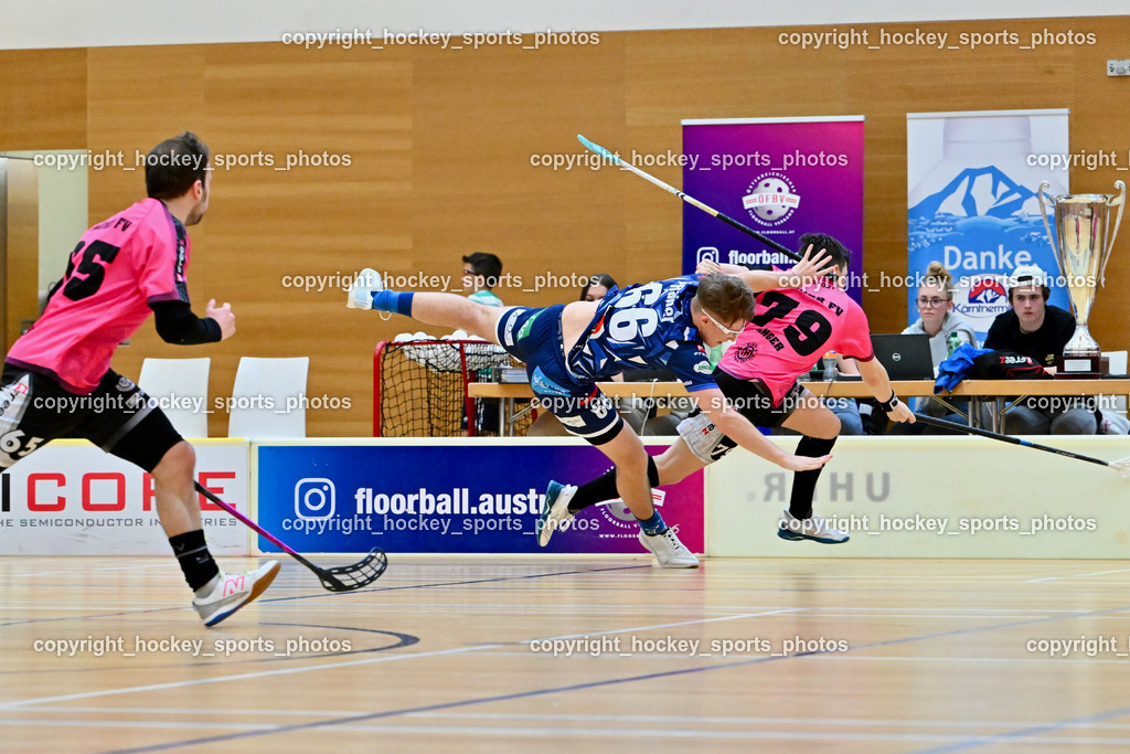 VSV Unihockey vs. Wiener Floorballferein 6.4.2024 | #66 Jakob Rainer VSV Unihockey, #79 Christopher Langer Wiener Floorballverein, VSV Unihockey vs. Wiener Floorballferein 6.4.2024, VSV Unihockey vs. Wiener Floorballferein  am 06.04.2024 in Villach (Ballspielhalle St. Martin), Austria, (Photo by Bernd Stefan)