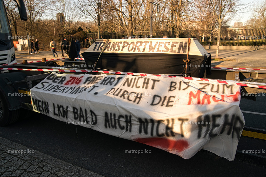 Bauernprotest Berlin am 8. Januar 2024 (21) | Metropolico