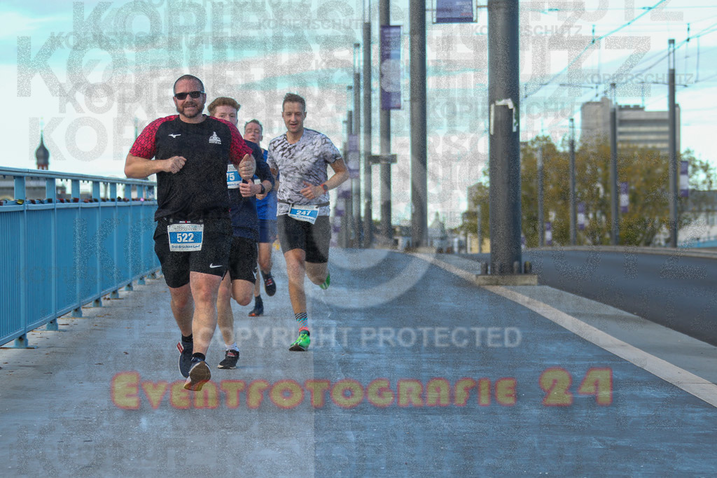 221016_1004_EV4_8590 | Sportfotografie im Rhein-Sieg Kreis, Köln, Bonn, NRW, Rheinland Pfalz, Hessen, etc. Unser Tätigkeitsfeld umfasst den Laufsport vom Volkslauf über den Marathon, Duathlon, Triathon bis zum Ultralauf wie Kölnpfad Ultra oder Schindertrail.