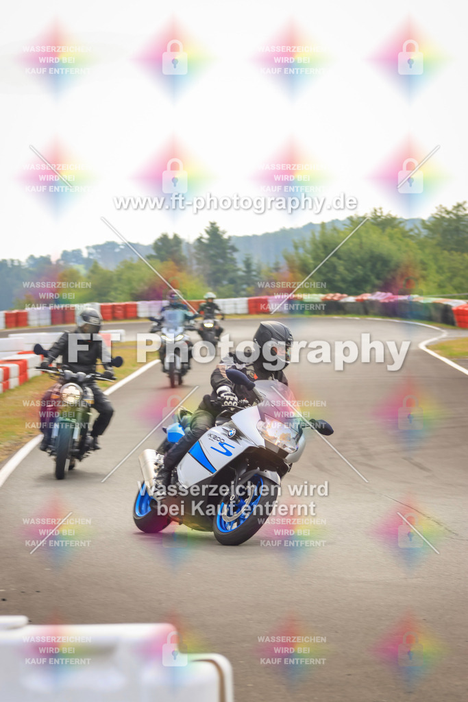 _DSK2003 | Hier findet Ihr Bilder von Touristenfahrten auf der Nürburgring Nordschleife oder von anderen Veranstaltungen die ich besucht habe. Viel Spass beim Durch Schauen 