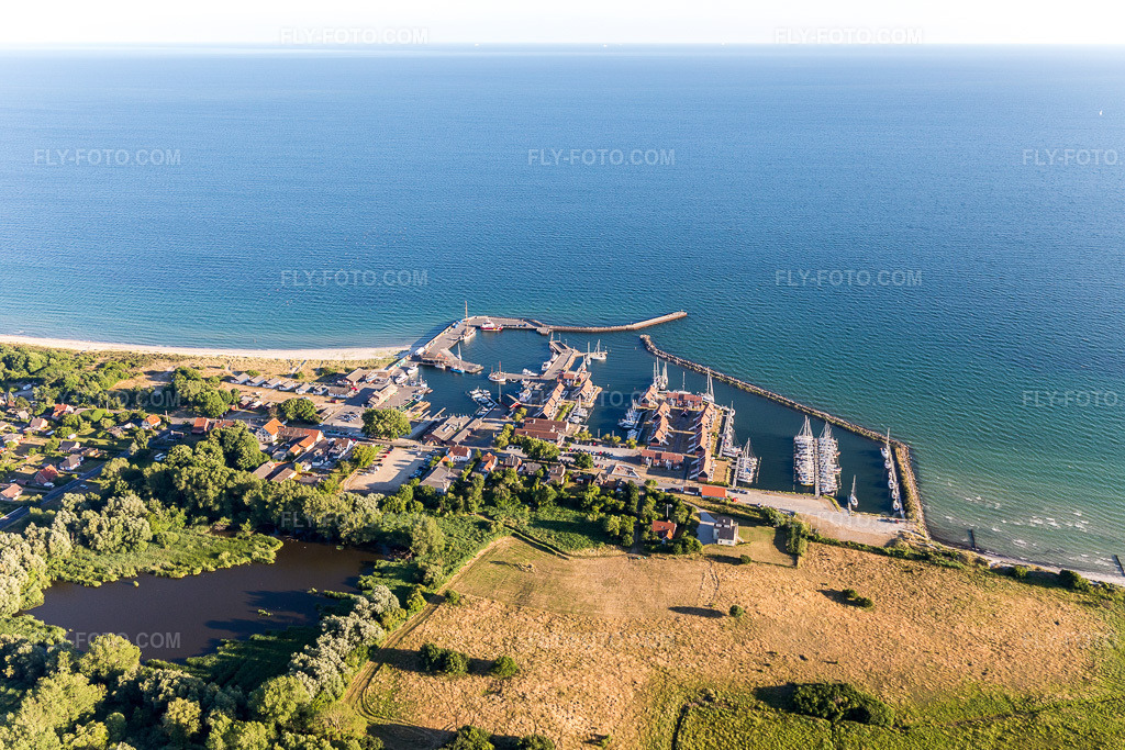 Aerial view: View of the town in Borre in the state Zealand, Denmark. – Photo: IMG_108536.jpg taken on 07/04/2018 by Werner Riehm/FLY-FOTO.com – Resolution of the original: 5472 x 3648 px
