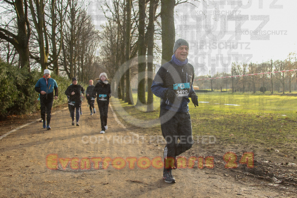 241231_1024_EV4_4182 | Sportfotografie im Rhein-Sieg Kreis, Köln, Bonn, NRW, Rheinland Pfalz, Hessen, etc. Unser Tätigkeitsfeld umfasst den Laufsport vom Volkslauf über den Marathon, Duathlon, Triathon bis zum Ultralauf wie Kölnpfad Ultra oder Schindertrail.