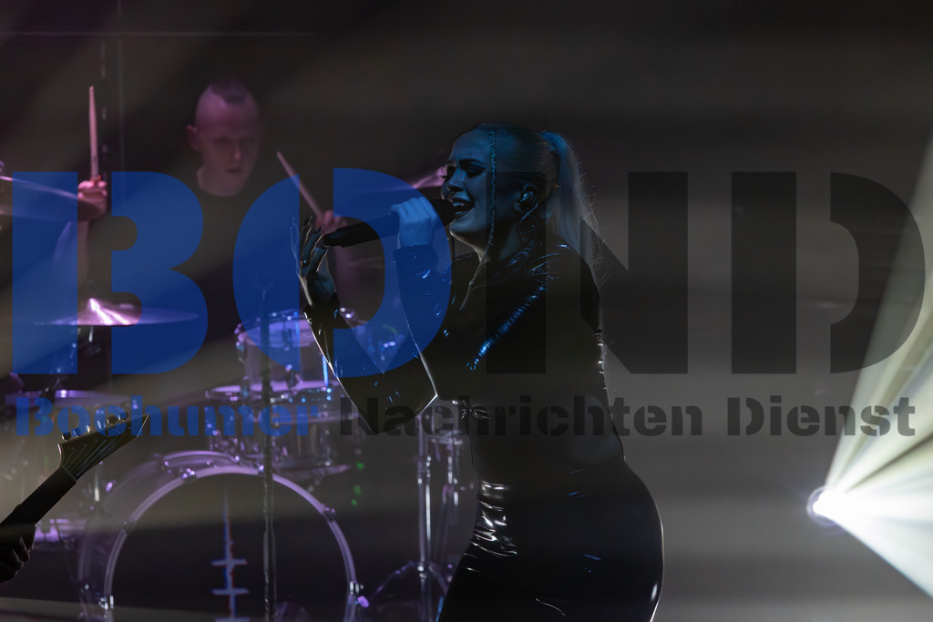 SES_ENEINS20250227-45 | bond - Realisiert mit Pictrs.com