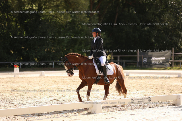 HG9A9813 | laurarinckfotografie - Realisiert mit Pictrs.com