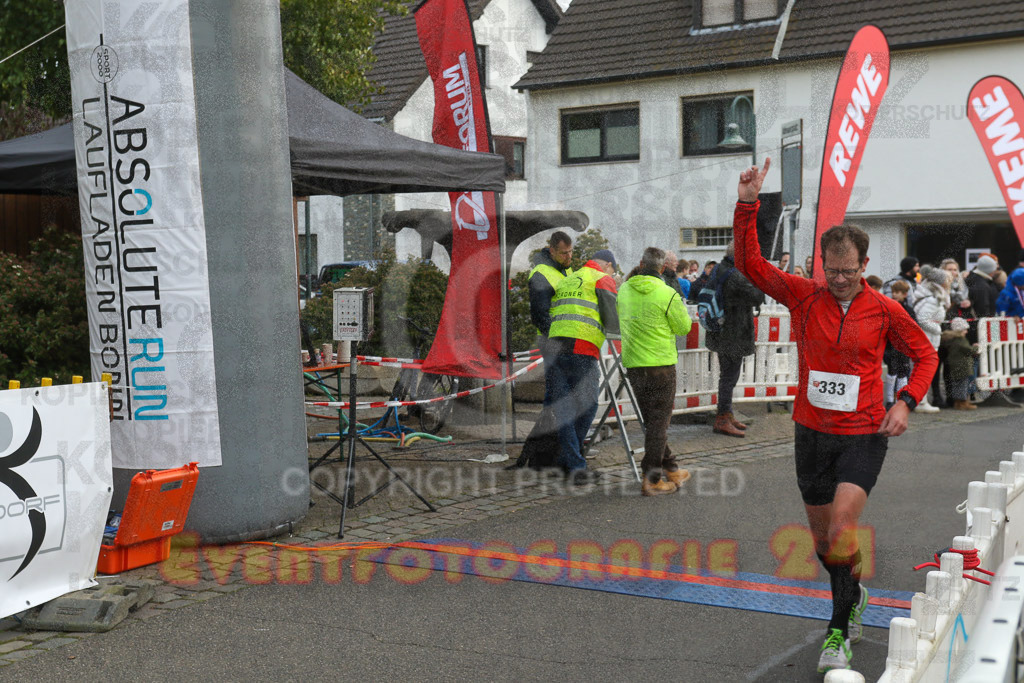 221127_1216_EV9_3526 | Sportfotografie im Rhein-Sieg Kreis, Köln, Bonn, NRW, Rheinland Pfalz, Hessen, etc. Unser Tätigkeitsfeld umfasst den Laufsport vom Volkslauf über den Marathon, Duathlon, Triathon bis zum Ultralauf wie Kölnpfad Ultra oder Schindertrail.