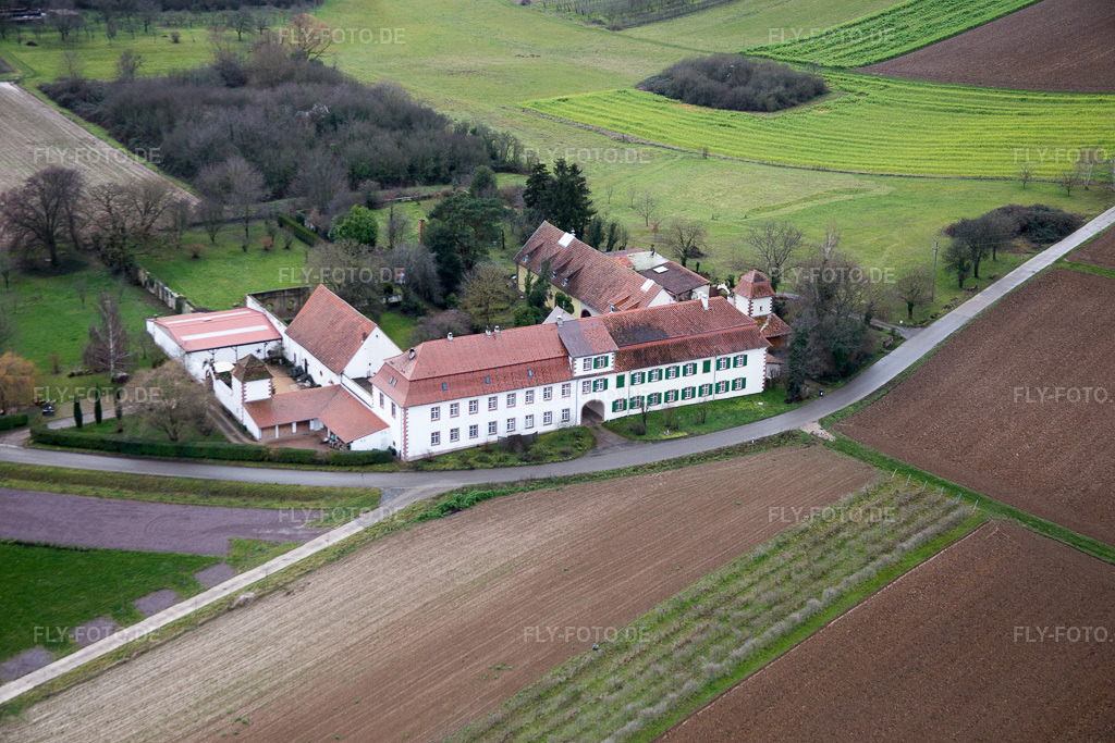 Luftbild: Werkstatt für betreutes Wohnen Werkstatt für verborgene Talente gemeinnützige GmbH im Haftelhof in Schweighofen im Bundesland Rheinland-Pfalz in Deutschland. Foto: IMG_085807.jpg vom 08.01.2016 durch Werner Riehm/FLY-FOTO.de