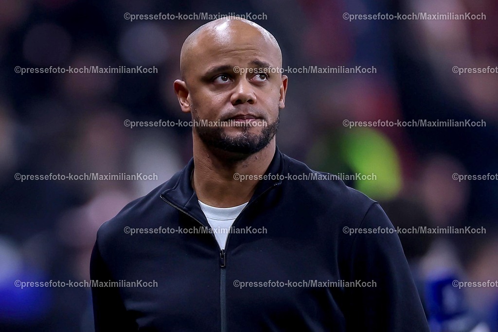 UCL11032502139 | 11.03.2025, Fußball, UEFA Champions League, Bayer 04 Leverkusen - FC Bayern München, Achtelfinale Rückspiel, BayArena, Saison 2024 2025: Trainer Vincent Kompany (Cheftrainer FC Bayern)DFB regulations prohibit any use of photographs as image sequences and or quasi-video.