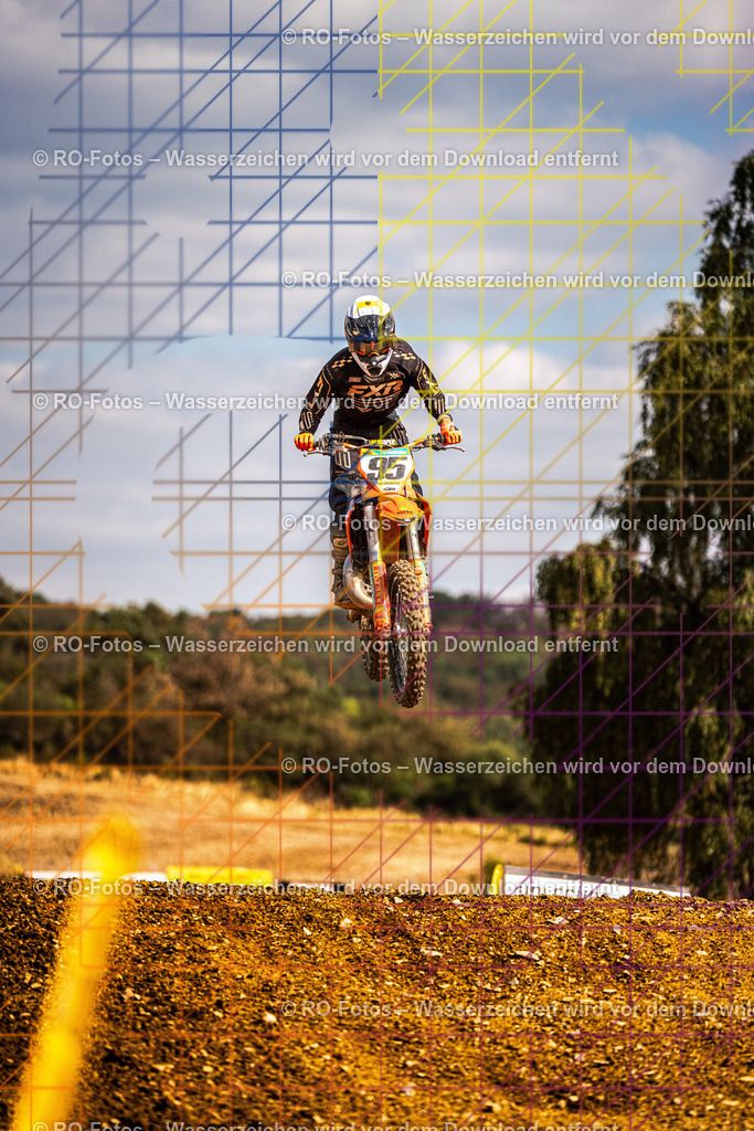 Sechshelden 2026 Sonntag  -2448 | Sportfotografie von RO-Fotos: Motorsport, Motocross, Enduro, Laufveranstaltungen und Triathlon. Professionelle Fotos von Sportlern und Events. - Realisiert mit Pictrs.com