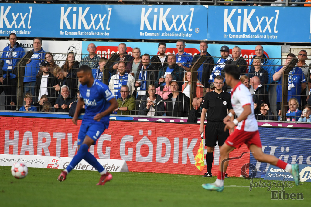 SV Meppen-VfB Lübeck | Herren Regionalliga Nord; SV Meppen (blau)-VfB Lübeck (weiß) am 01.08.2025 in Meppen (Hänsch-Arena), Photo: Philip Eiben 2025 - Realized with Pictrs.com