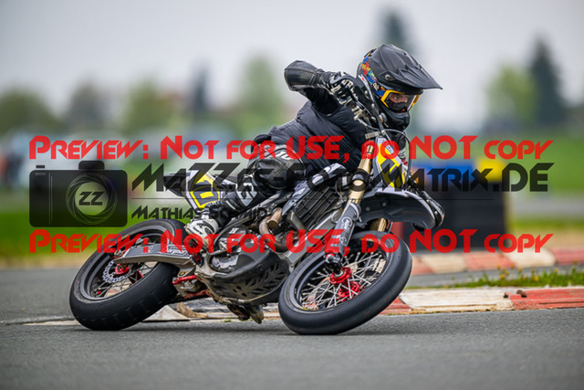 MaZZes_FotoMatrix_230507_1749 | S1