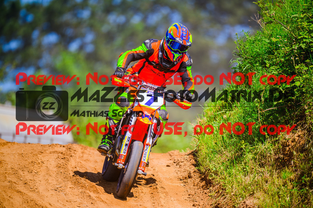 MaZZes_FotoMatrix_240512_6007705_8086 | S3